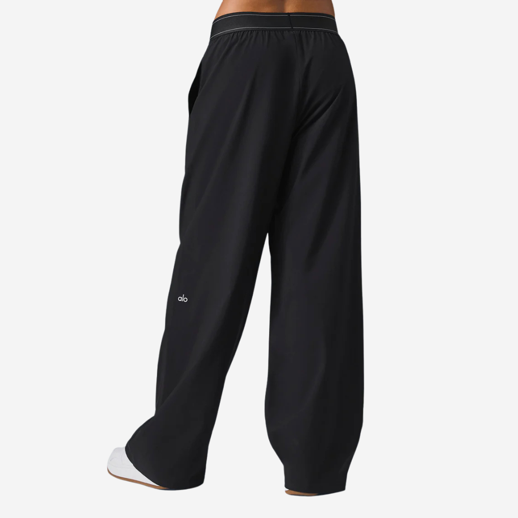 ALO YOGA TROUSERS