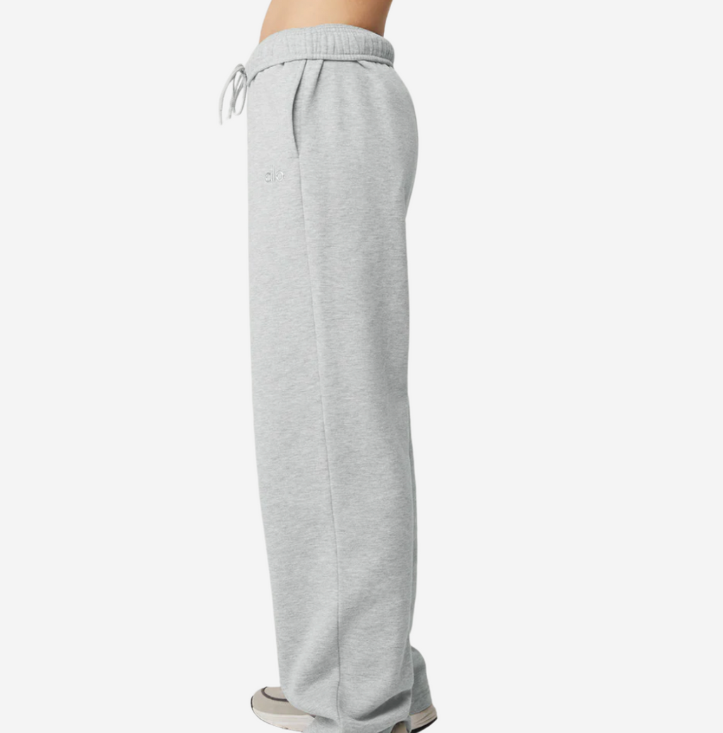 ALO YOGA ACCOLADE SWEATPANT