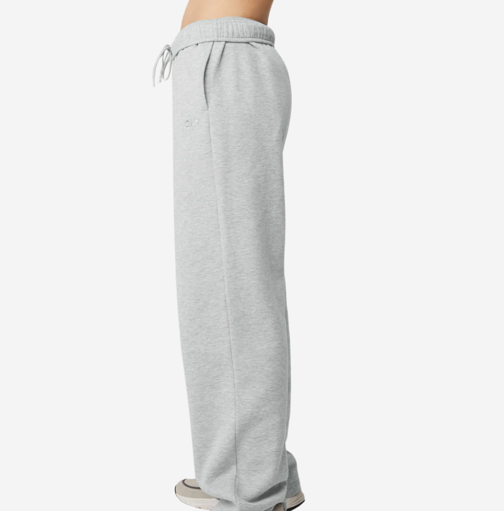ALO YOGA ACCOLADE SWEATPANT