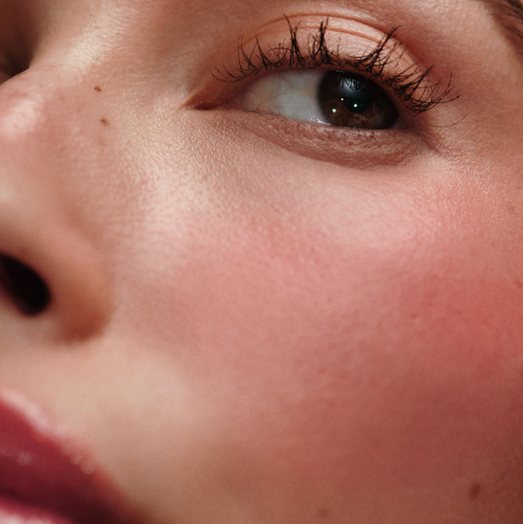 RHODE POCKET BLUSH FRECKLE